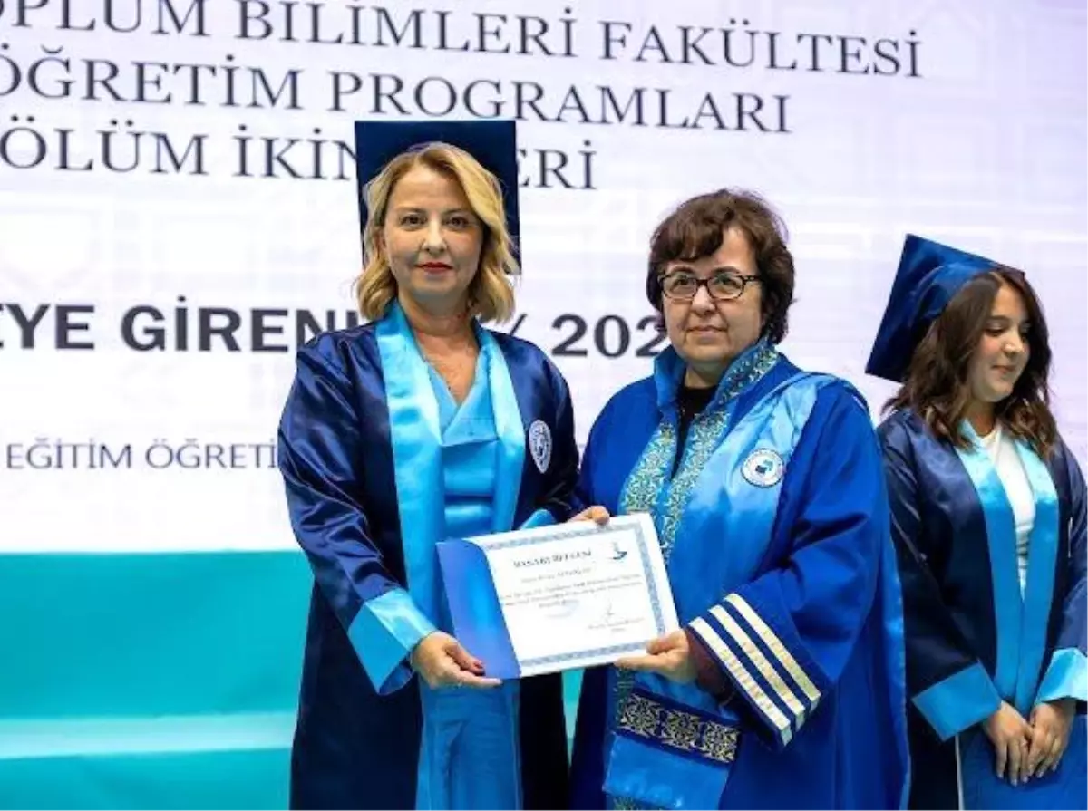 51-yasinda-ogrenme-hayalini-gerceklestirdi-N34YUaYZ.jpg