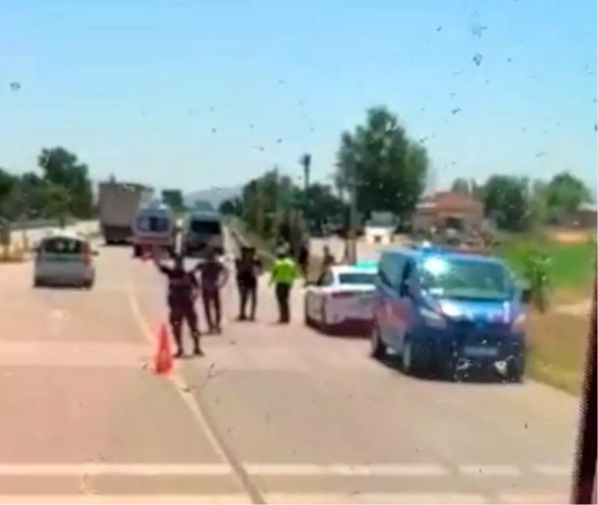 9-yasindaki-cocuk-bisikletiyle-karsidan-karsiya-gecerken-hayatini-kaybetti-AtSNhPwQ.jpg
