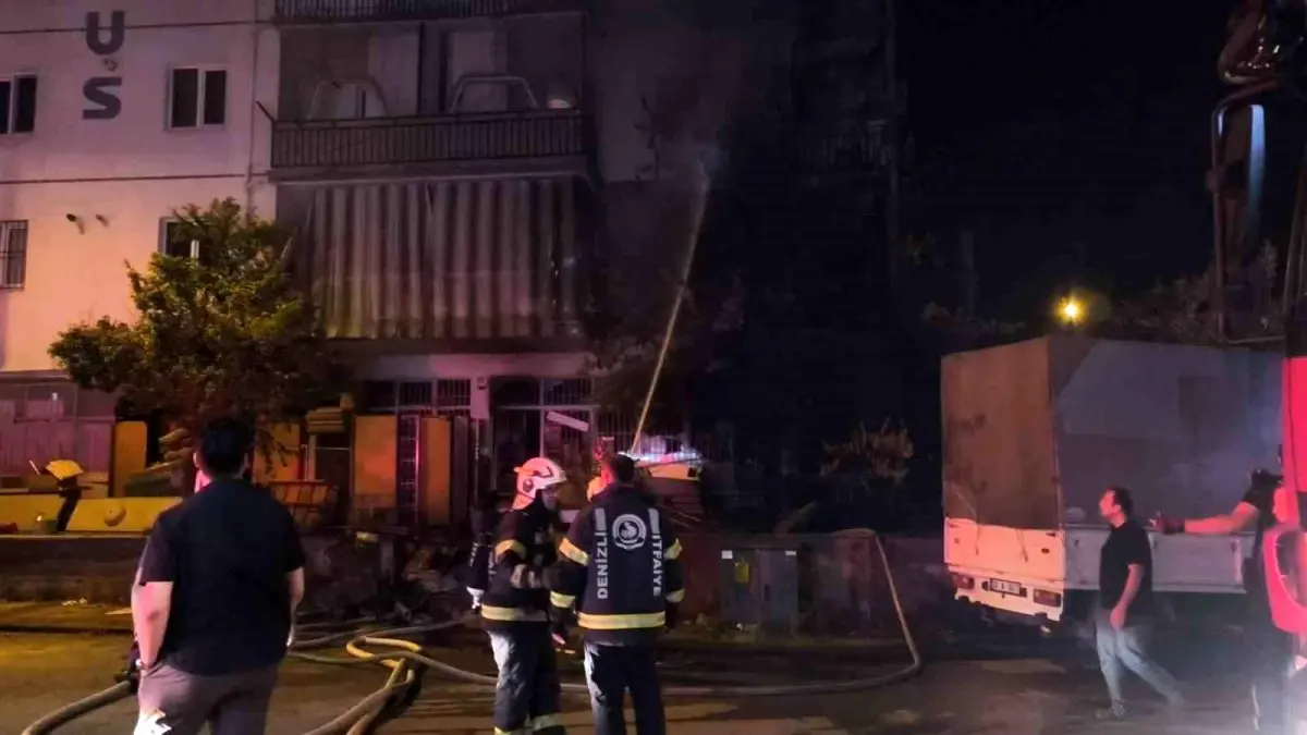 denizlide-agac-yangini-apartmana-sicradi-hTZSBIq4.jpg