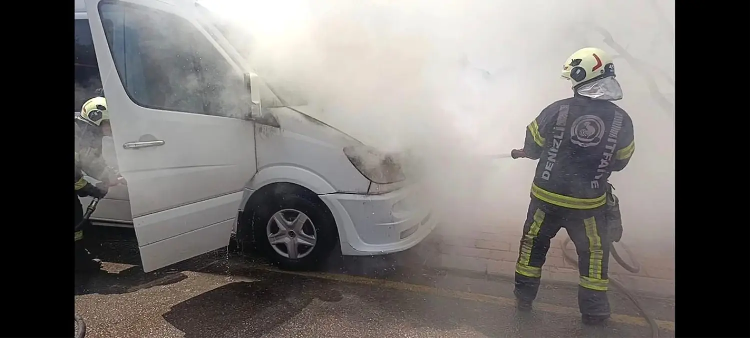 denizlide-personel-servisi-yangin-cikardi-riHL1PvL.jpg