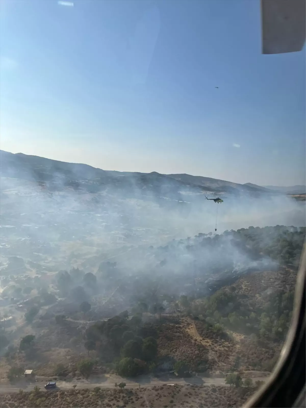 dikilideki-yangin-denetim-altina-alindi-uyAsr2gt.jpg