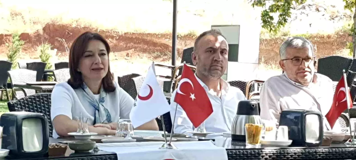 kizilay-denizli-subesi-157-yildonumunu-kutladi-m5GFpPb8.jpg