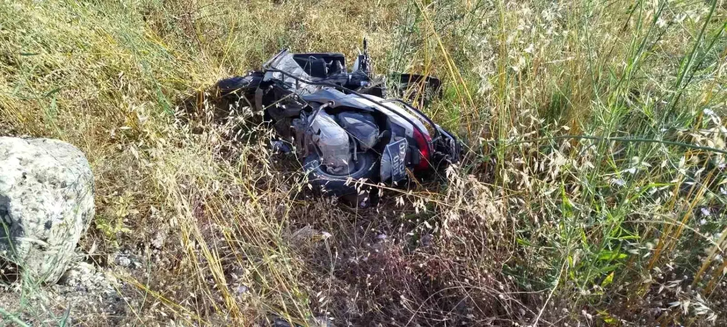 antalyada-motosiklet-kazasi-sofor-agir-yarali-Y6JY7Nhv.jpg