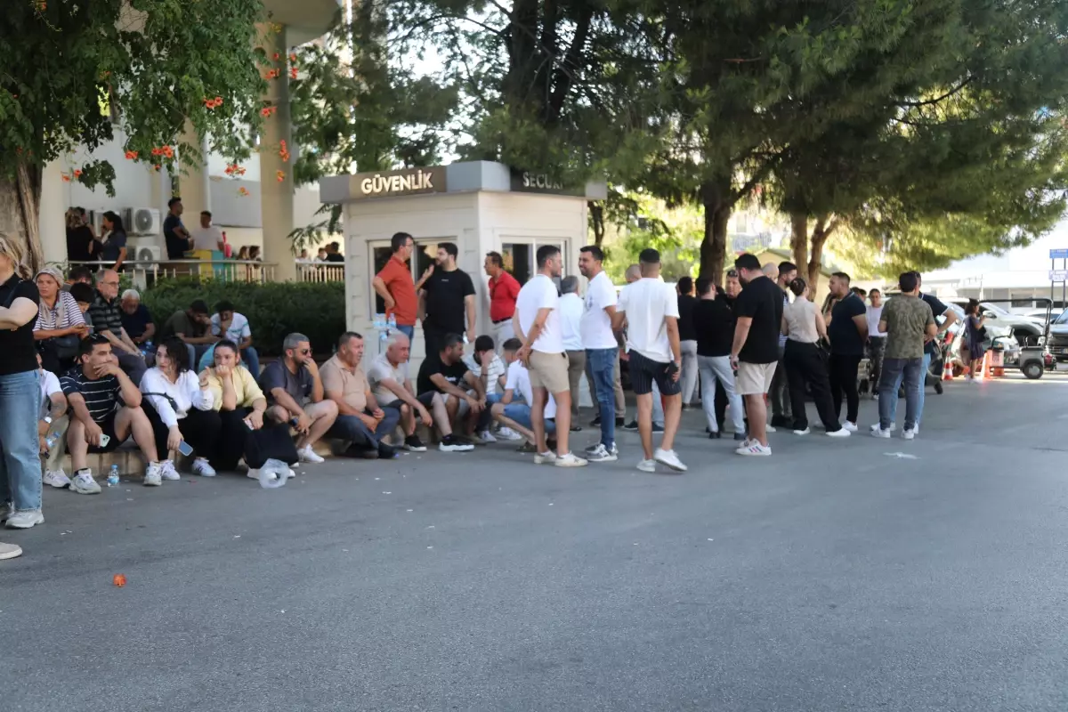 cavit-ari-manavgat-belediyesine-yapilan-gozaltilari-protesto-etti-Ar2s54S9.jpg