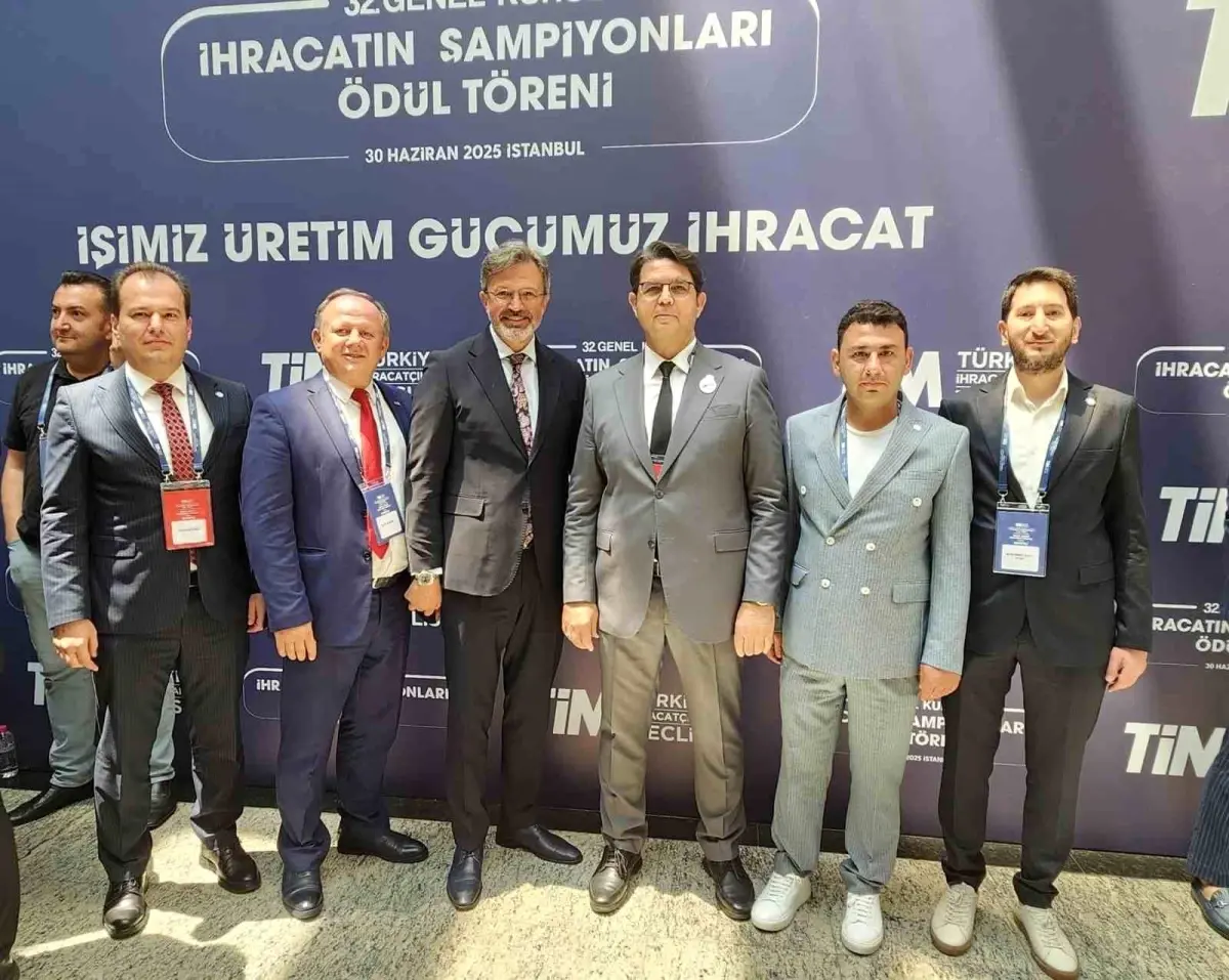 denizliden-24-firma-turkiyenin-birinci-1000-ihracatcisi-ortasinda-uejWucrc.jpg
