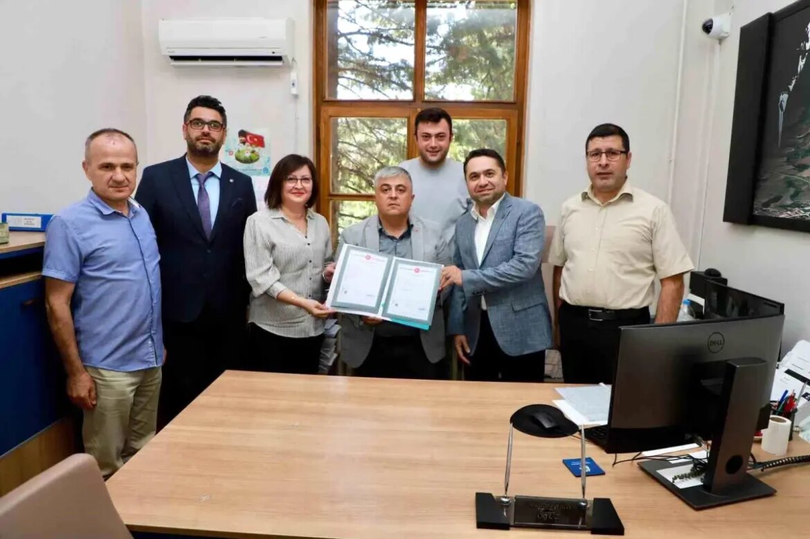 aksekiye-orman-fakultesi-ve-kyk-yurt-binasi-kuruluyor-ULibi5I3.jpg