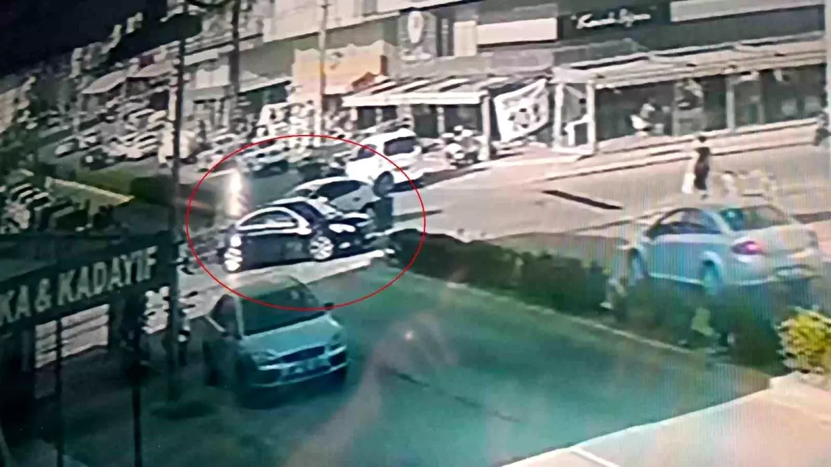 antalyada-15-dakika-ortayla-iki-motosiklet-kazasi-sgiUxjN8.jpg