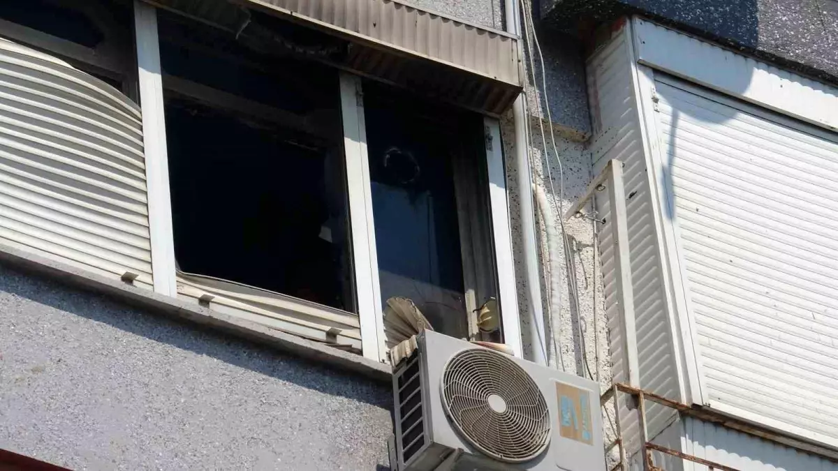 antalyada-klimadan-kaynaklanan-yanginda-kiraci-yaralandi-xMMERAEi.jpg