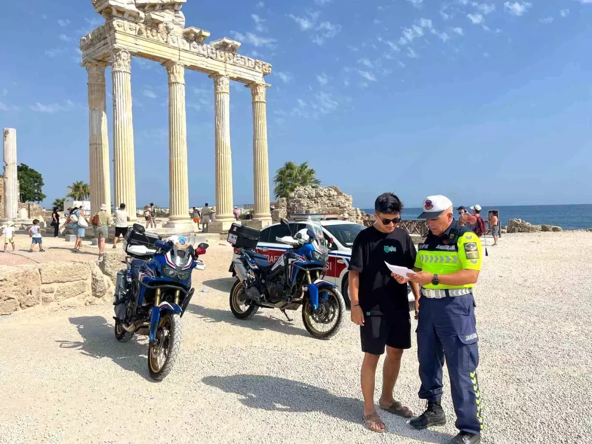 antalyada-motosiklet-kontrollerinde-965-arac-trafikten-men-edildi-BmpC48NV.jpg