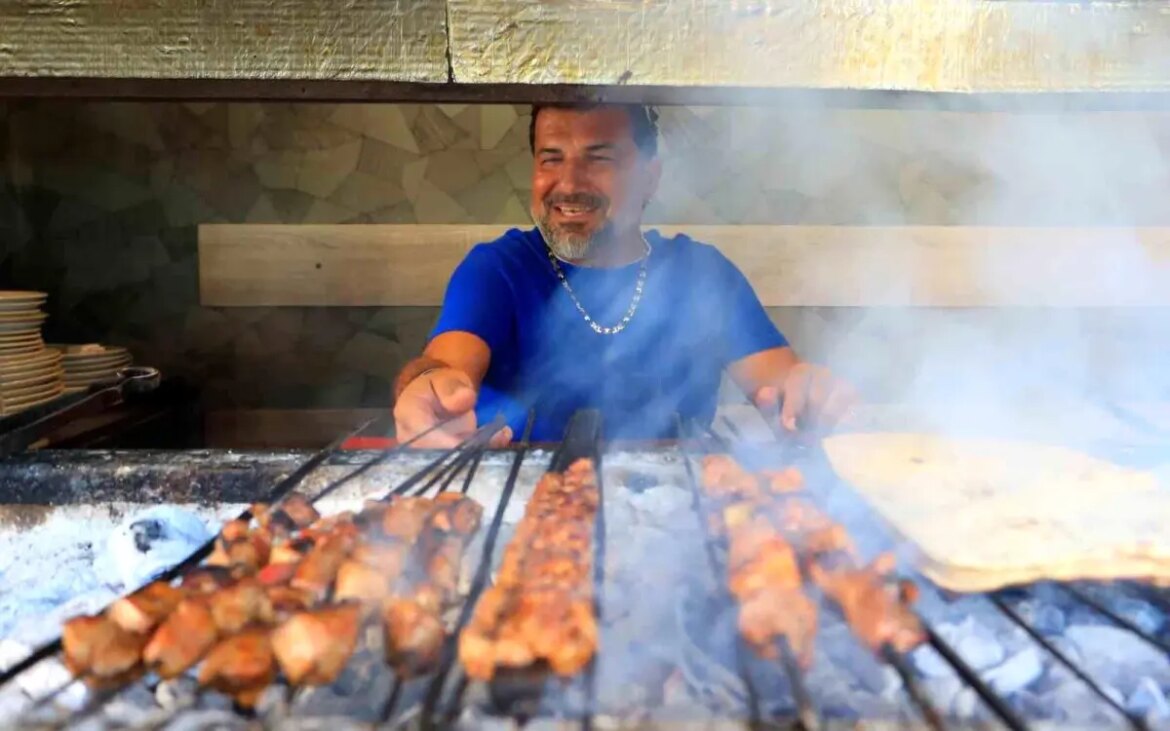 antalyada-sup-board-uzerinde-mangal-keyfi-75cPlq3t.jpg