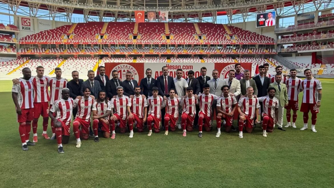 antalyaspor-2025-26-transfer-devrini-acti-p1bHhsOT.jpg