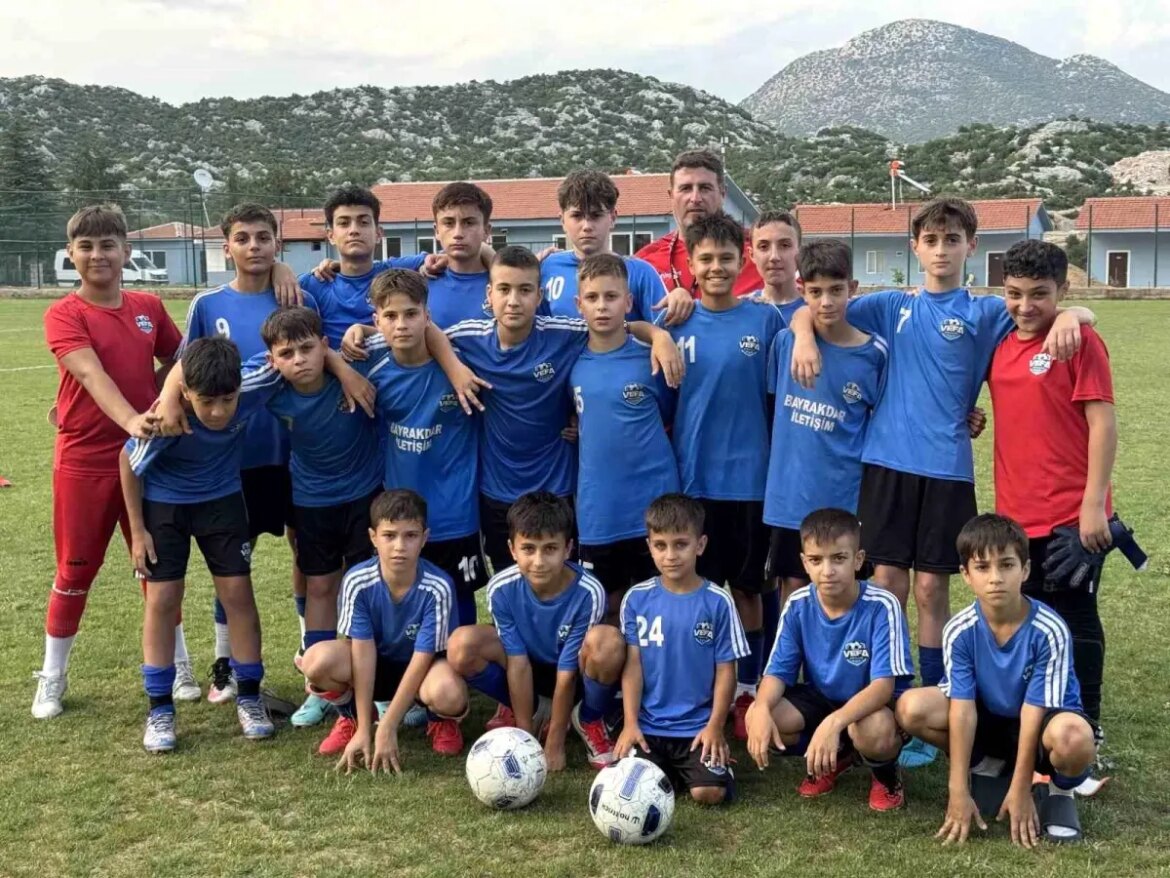 ibradi-spor-koyu-ucuncu-yilinda-2-bin-genc-sporcuyu-agirladi-qJ7eAekM.jpg