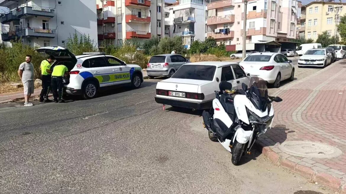 manavgatta-trafik-kazasi-motorlu-bisiklet-soforu-yaralandi-5vE3cqDX.jpg